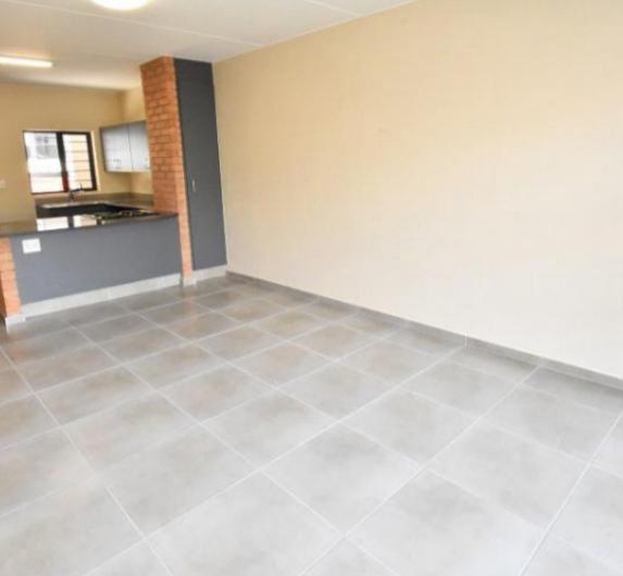 To Let 2 Bedroom Property for Rent in Vorna Valley Gauteng