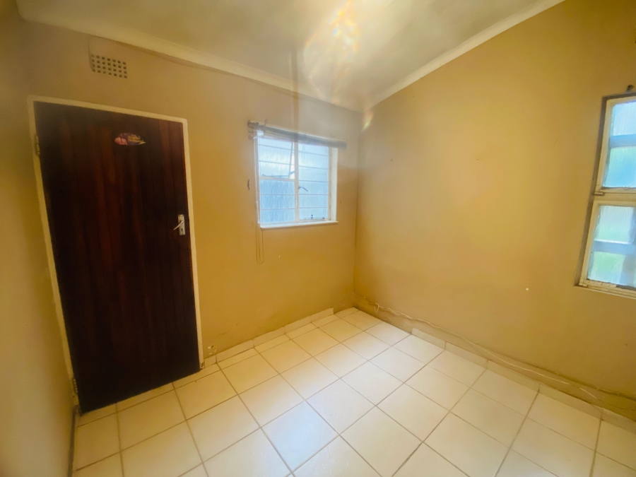 To Let 1 Bedroom Property for Rent in Fourways Gauteng