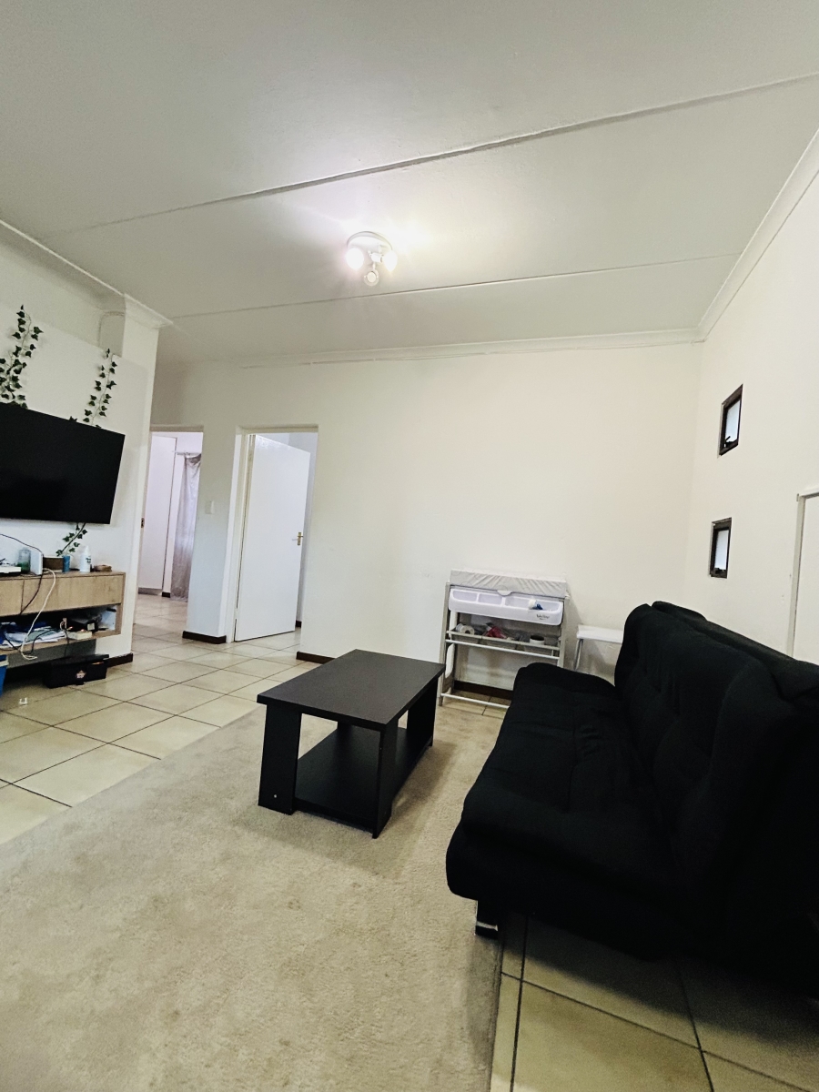 2 Bedroom Property for Sale in Helderwyk Gauteng