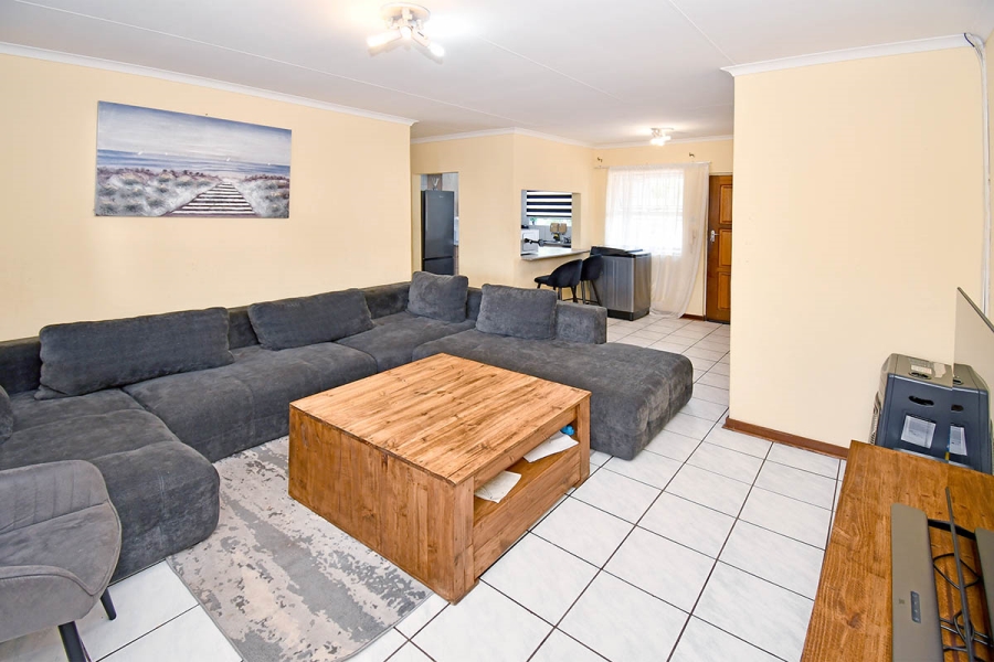 2 Bedroom Property for Sale in Noordhang Gauteng