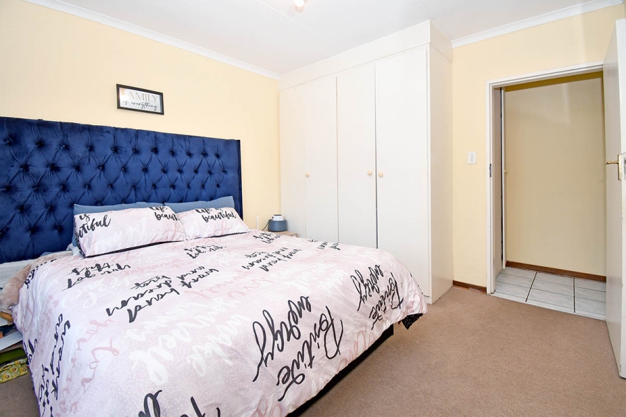 2 Bedroom Property for Sale in Noordhang Gauteng