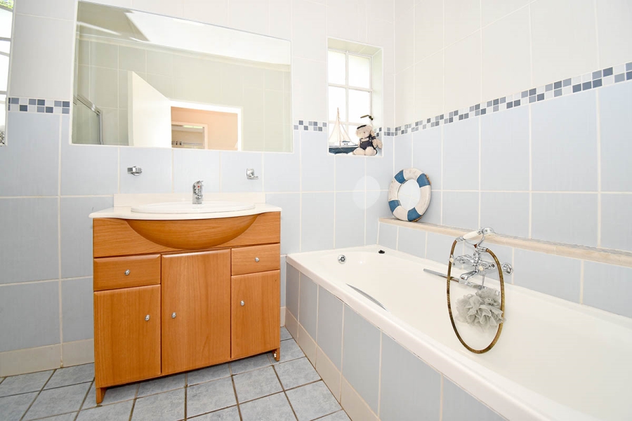 3 Bedroom Property for Sale in Olivedale Gauteng