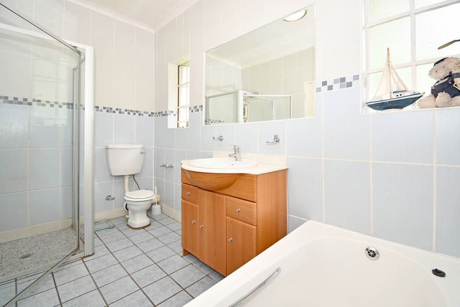 3 Bedroom Property for Sale in Olivedale Gauteng