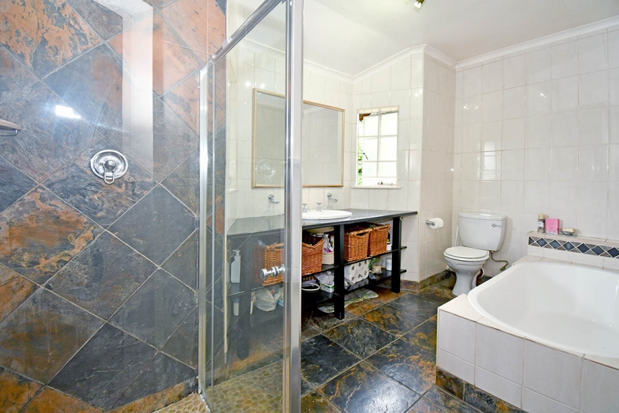 3 Bedroom Property for Sale in Olivedale Gauteng