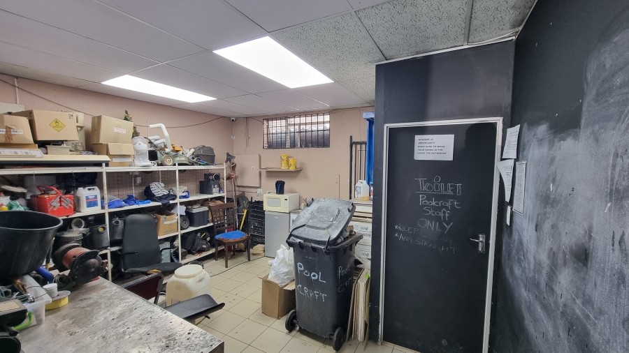 To Let commercial Property for Rent in Northcliff Gauteng