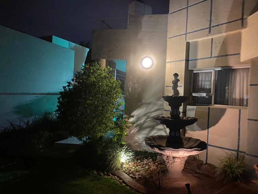 3 Bedroom Property for Sale in Sunninghill Gauteng