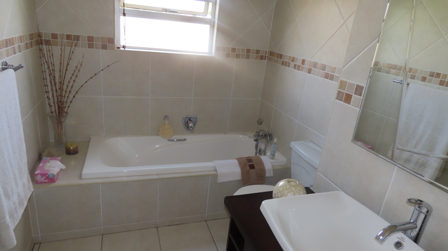 3 Bedroom Property for Sale in Sunninghill Gauteng