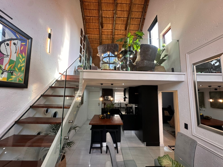 2 Bedroom Property for Sale in Sunninghill Gauteng