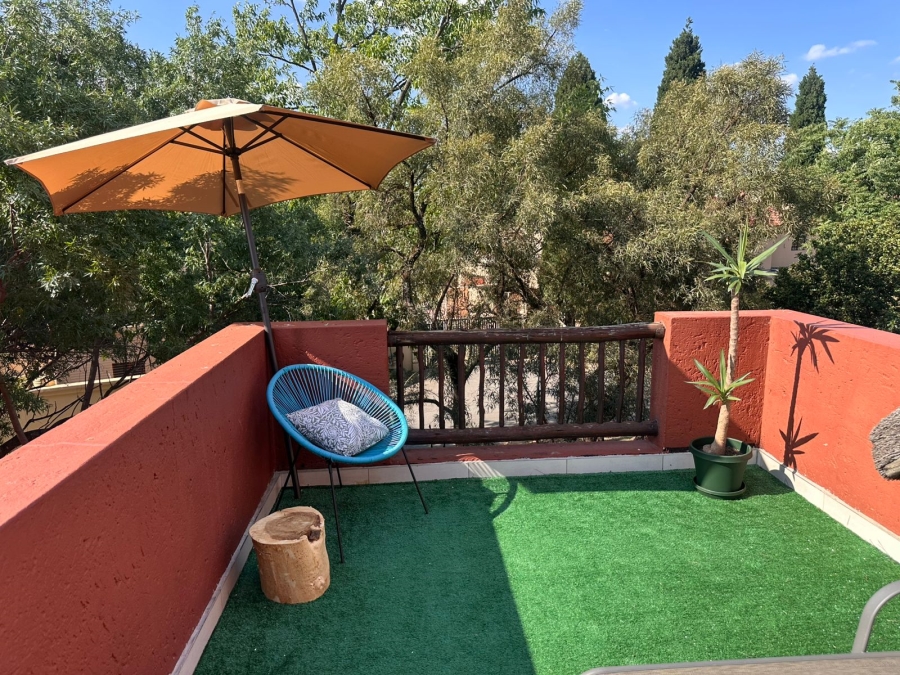 2 Bedroom Property for Sale in Sunninghill Gauteng