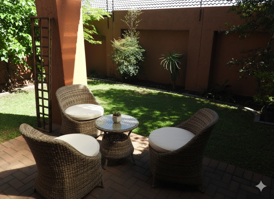 2 Bedroom Property for Sale in Sunninghill Gauteng