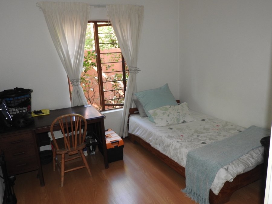 2 Bedroom Property for Sale in Sunninghill Gauteng