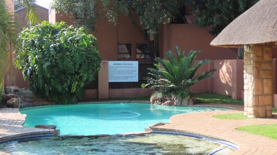 2 Bedroom Property for Sale in Sunninghill Gauteng