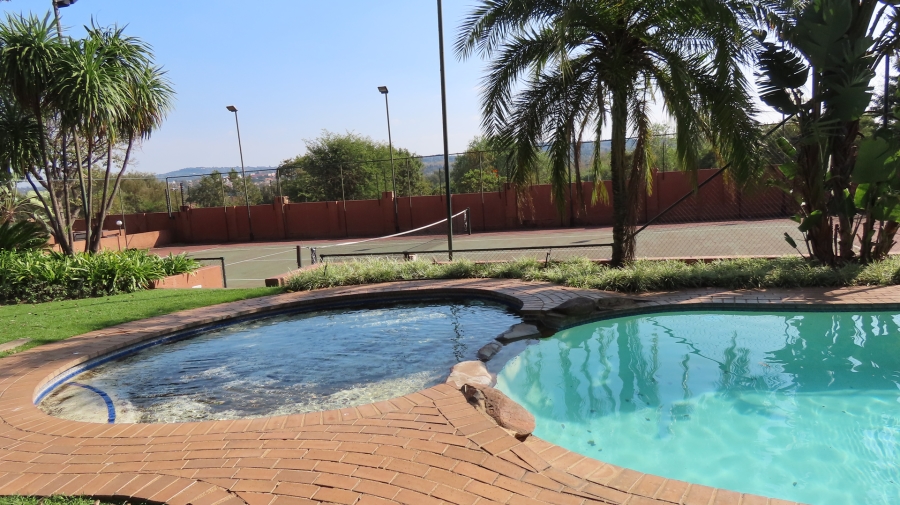 2 Bedroom Property for Sale in Sunninghill Gauteng