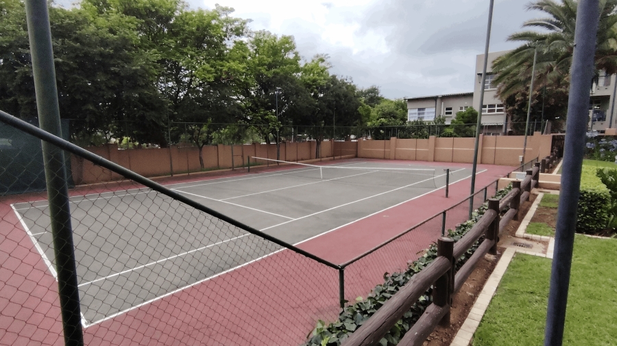 1 Bedroom Property for Sale in Lonehill Gauteng