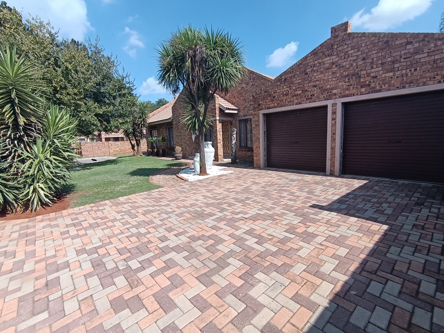 3 Bedroom Property for Sale in Rand Collieries Gauteng