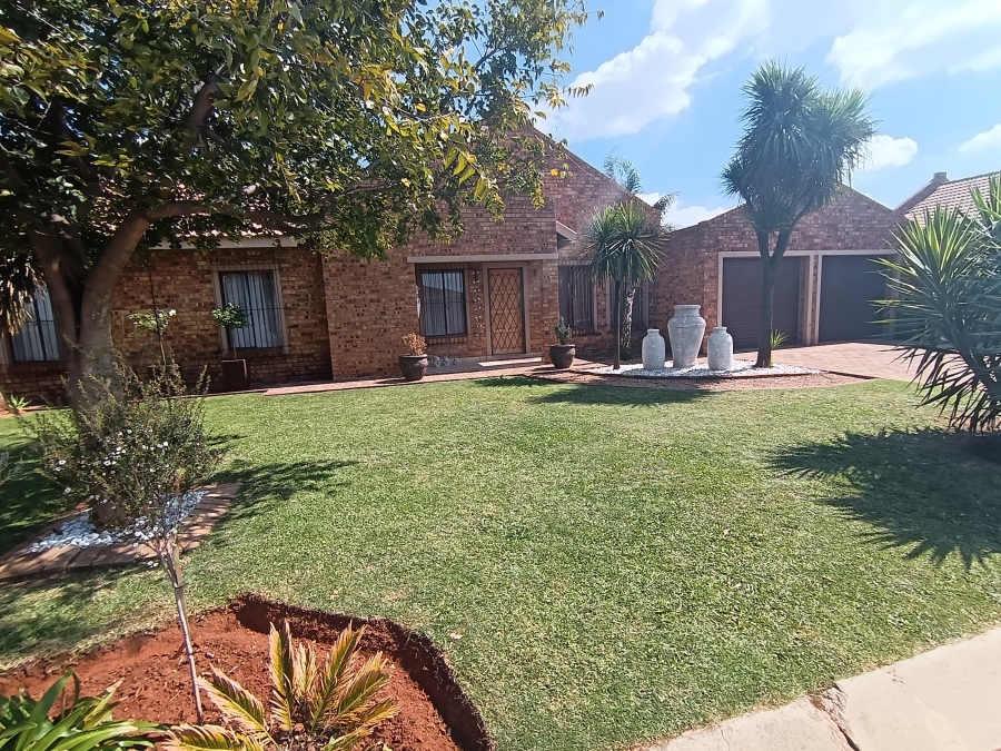 3 Bedroom Property for Sale in Rand Collieries Gauteng