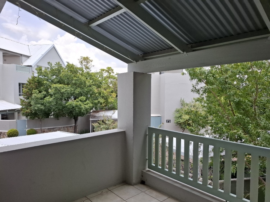 To Let 1 Bedroom Property for Rent in Fourways Gauteng