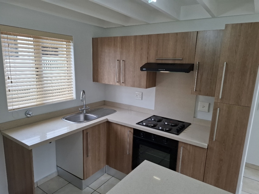 To Let 1 Bedroom Property for Rent in Fourways Gauteng