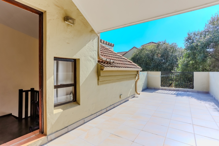 2 Bedroom Property for Sale in Douglasdale Gauteng