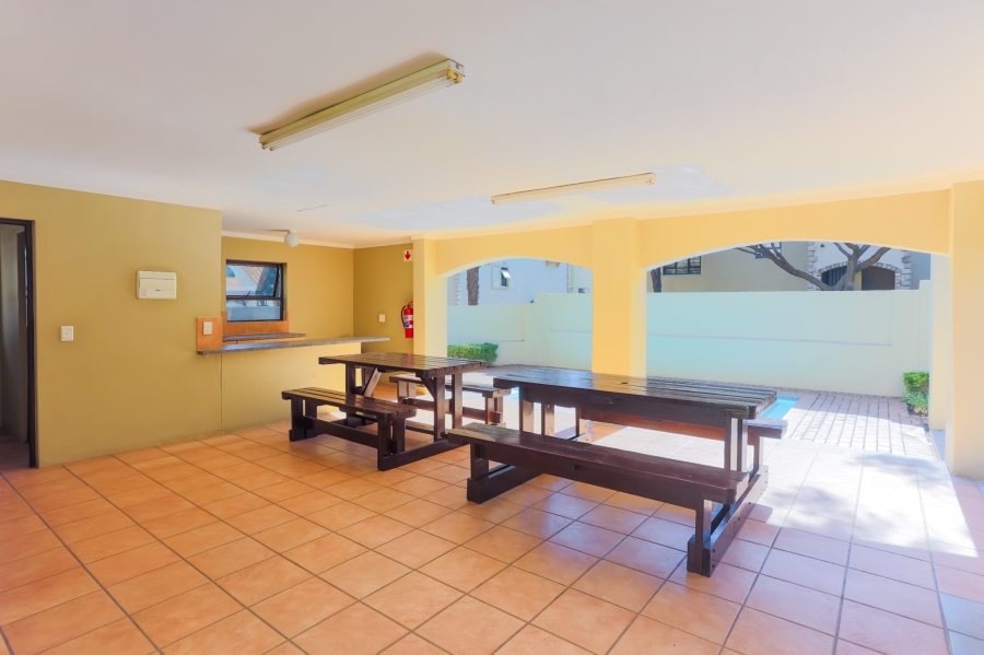 2 Bedroom Property for Sale in Douglasdale Gauteng