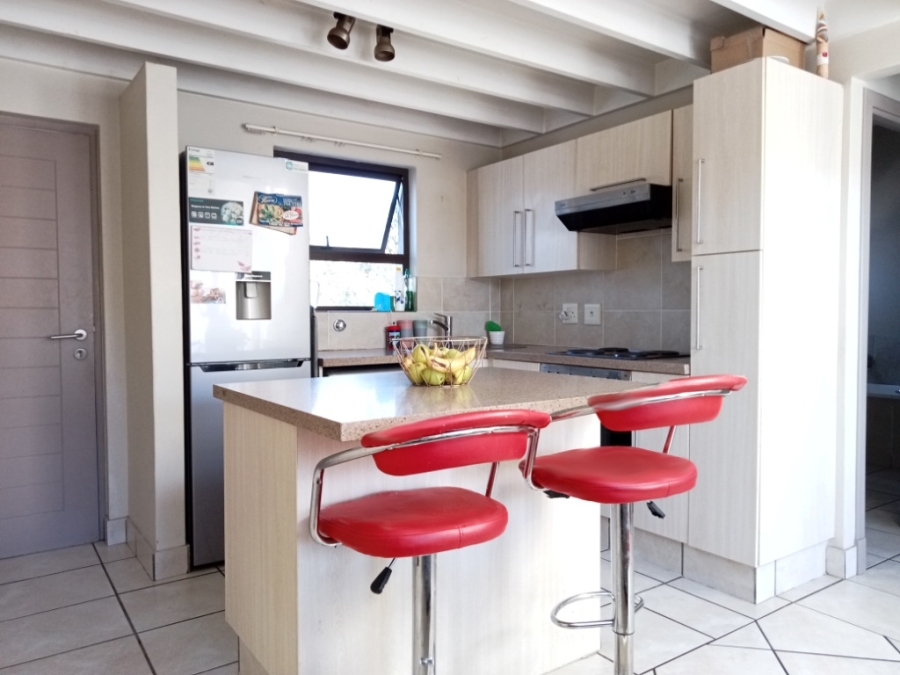 1 Bedroom Property for Sale in Douglasdale Gauteng