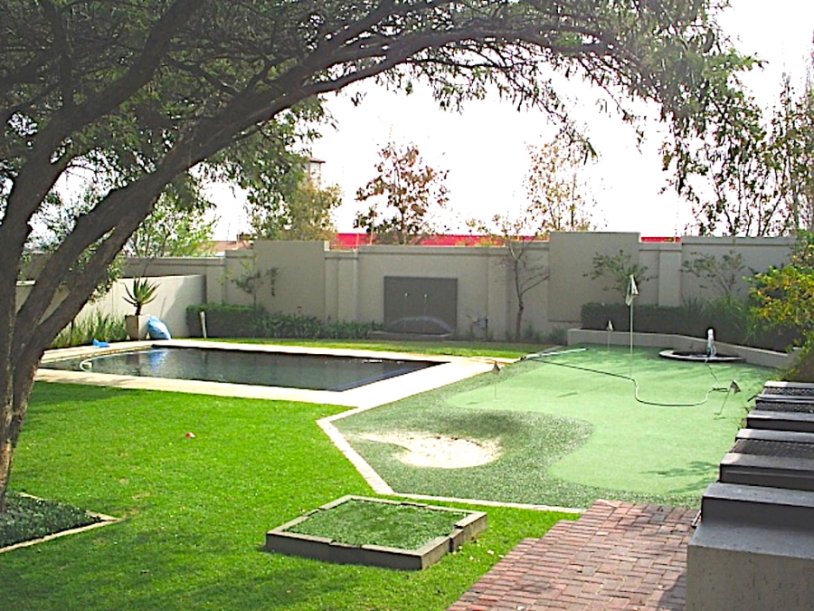 1 Bedroom Property for Sale in Douglasdale Gauteng