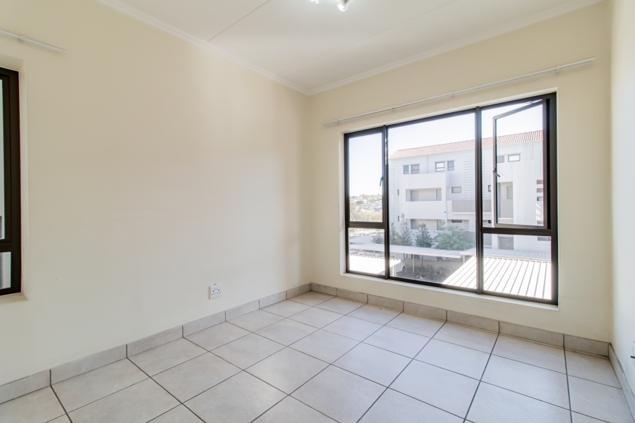To Let 1 Bedroom Property for Rent in Fourways Gauteng
