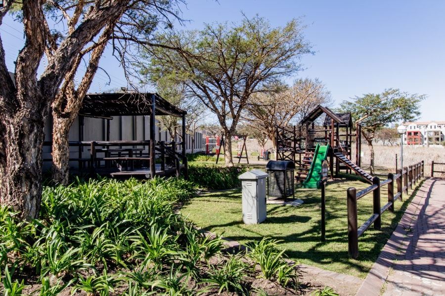 To Let 1 Bedroom Property for Rent in Fourways Gauteng