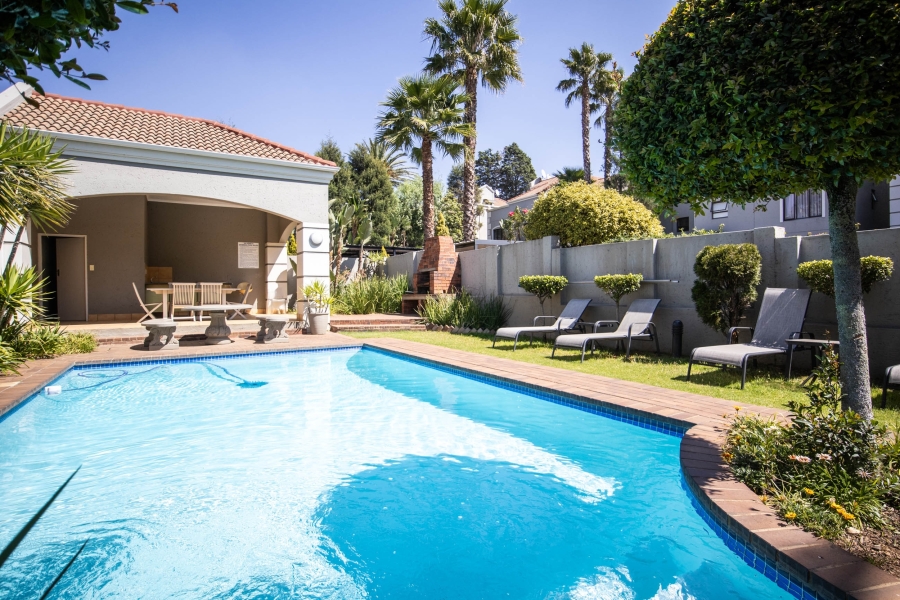 2 Bedroom Property for Sale in Melrose North Gauteng