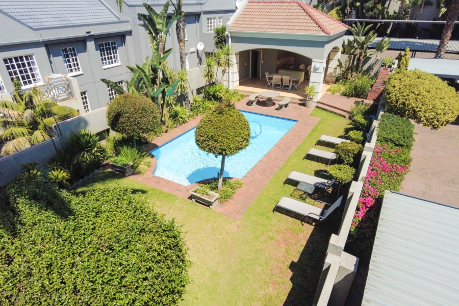 2 Bedroom Property for Sale in Melrose North Gauteng