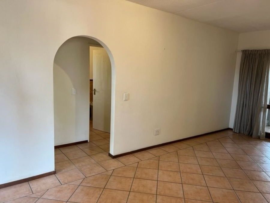To Let 2 Bedroom Property for Rent in Sandown Gauteng