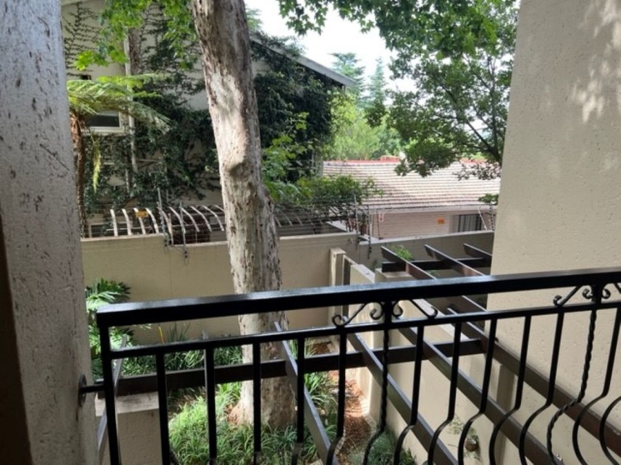 To Let 2 Bedroom Property for Rent in Sandown Gauteng