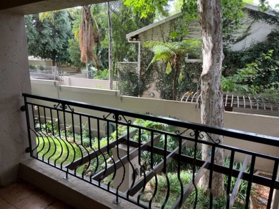 To Let 2 Bedroom Property for Rent in Sandown Gauteng