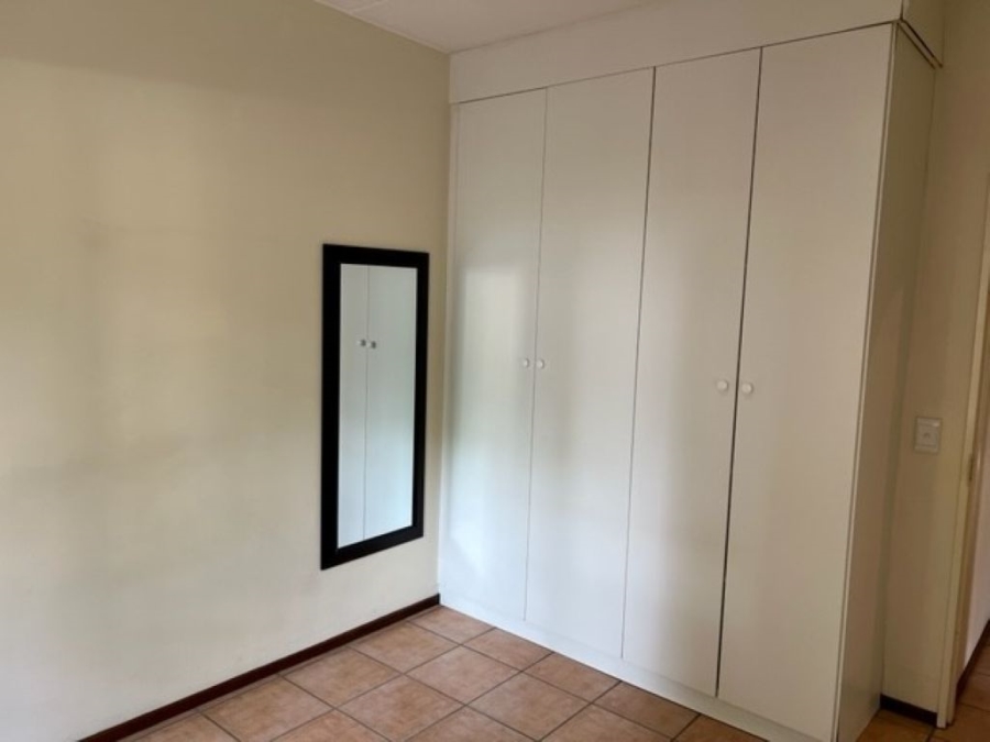 To Let 2 Bedroom Property for Rent in Sandown Gauteng