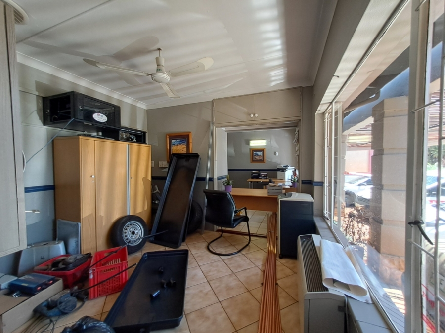 Commercial Property for Sale in Sinoville Gauteng