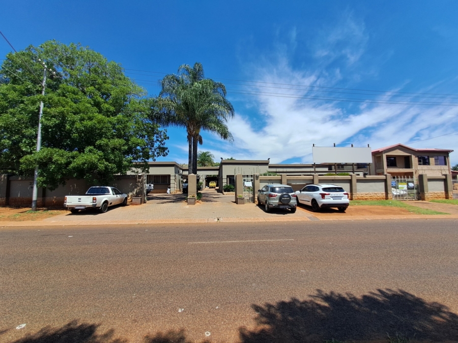 Commercial Property for Sale in Sinoville Gauteng
