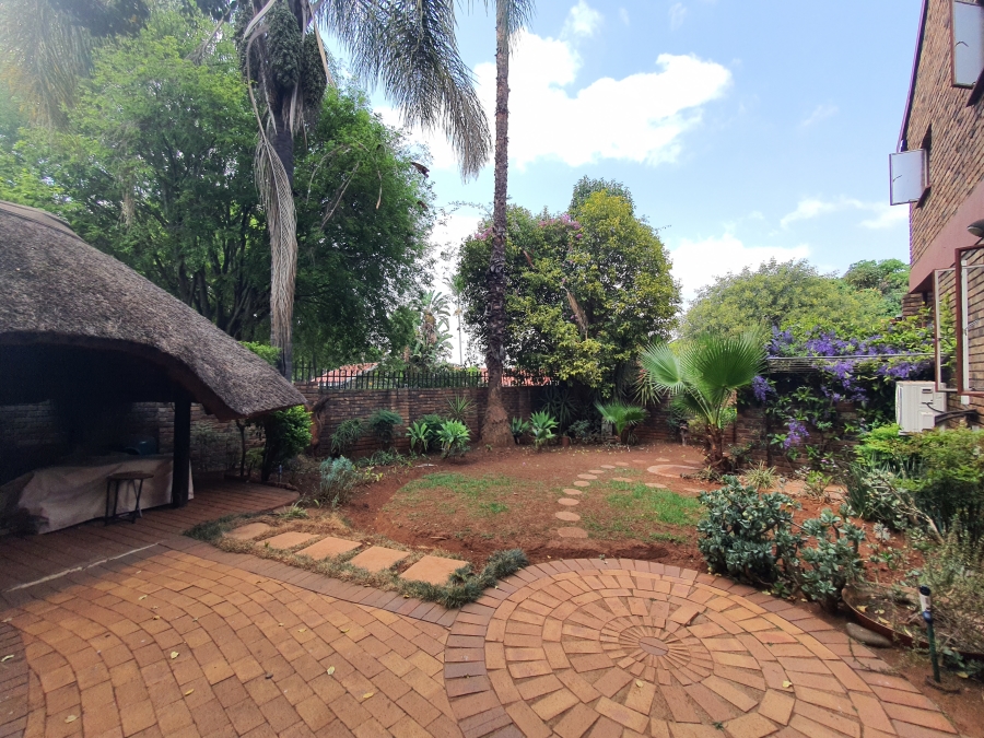 3 Bedroom Property for Sale in La Montagne Gauteng