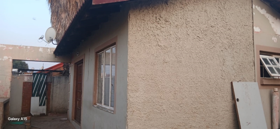 2 Bedroom Property for Sale in Nellmapius Gauteng