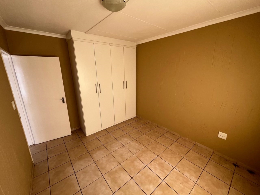 3 Bedroom Property for Sale in Zuurfontein Gauteng