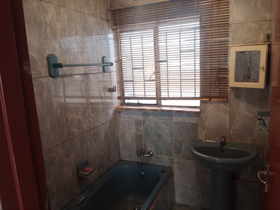3 Bedroom Property for Sale in Sebokeng Zone 7 Gauteng