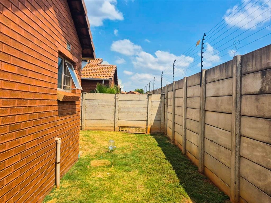 3 Bedroom Property for Sale in Chantelle Gauteng