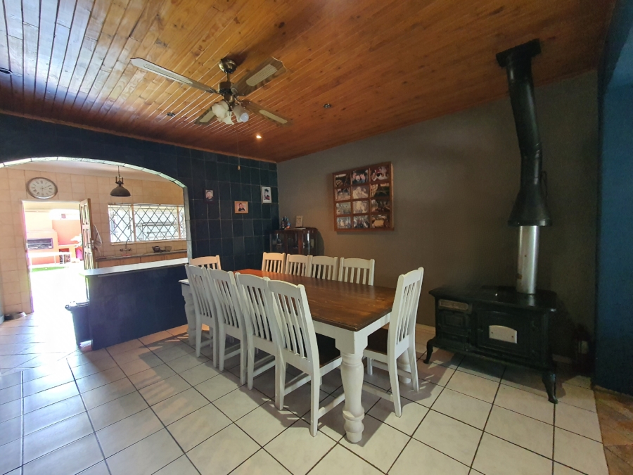 6 Bedroom Property for Sale in Silverton Gauteng