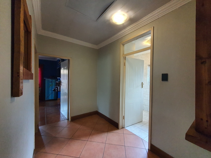 6 Bedroom Property for Sale in Silverton Gauteng