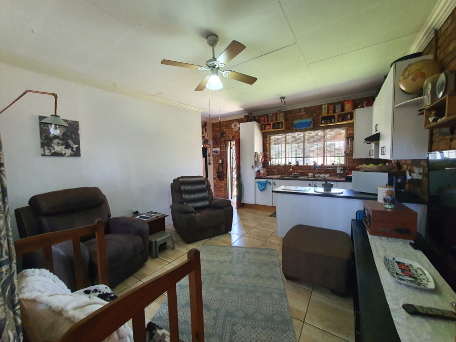 6 Bedroom Property for Sale in Silverton Gauteng