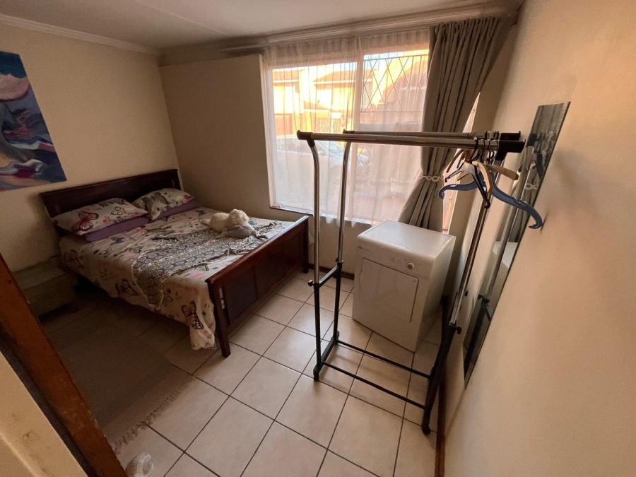 2 Bedroom Property for Sale in Vanderbijlpark SW 1 Gauteng