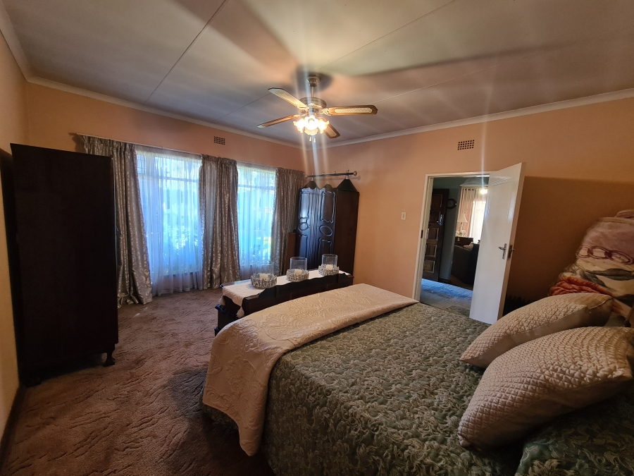 4 Bedroom Property for Sale in Vanderbijlpark SE 7 Gauteng