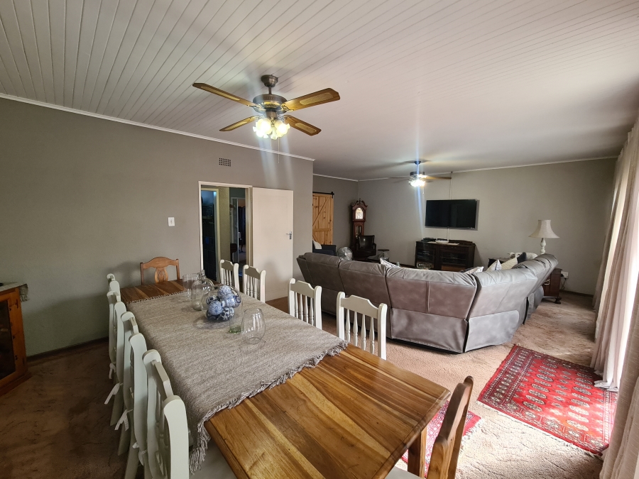 4 Bedroom Property for Sale in Vanderbijlpark SE 7 Gauteng