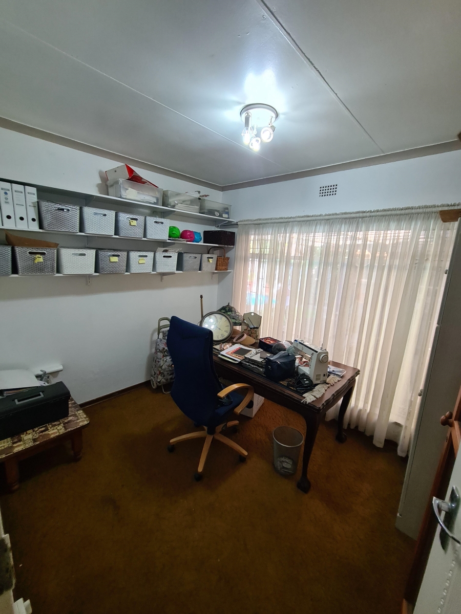 4 Bedroom Property for Sale in Vanderbijlpark SE 7 Gauteng