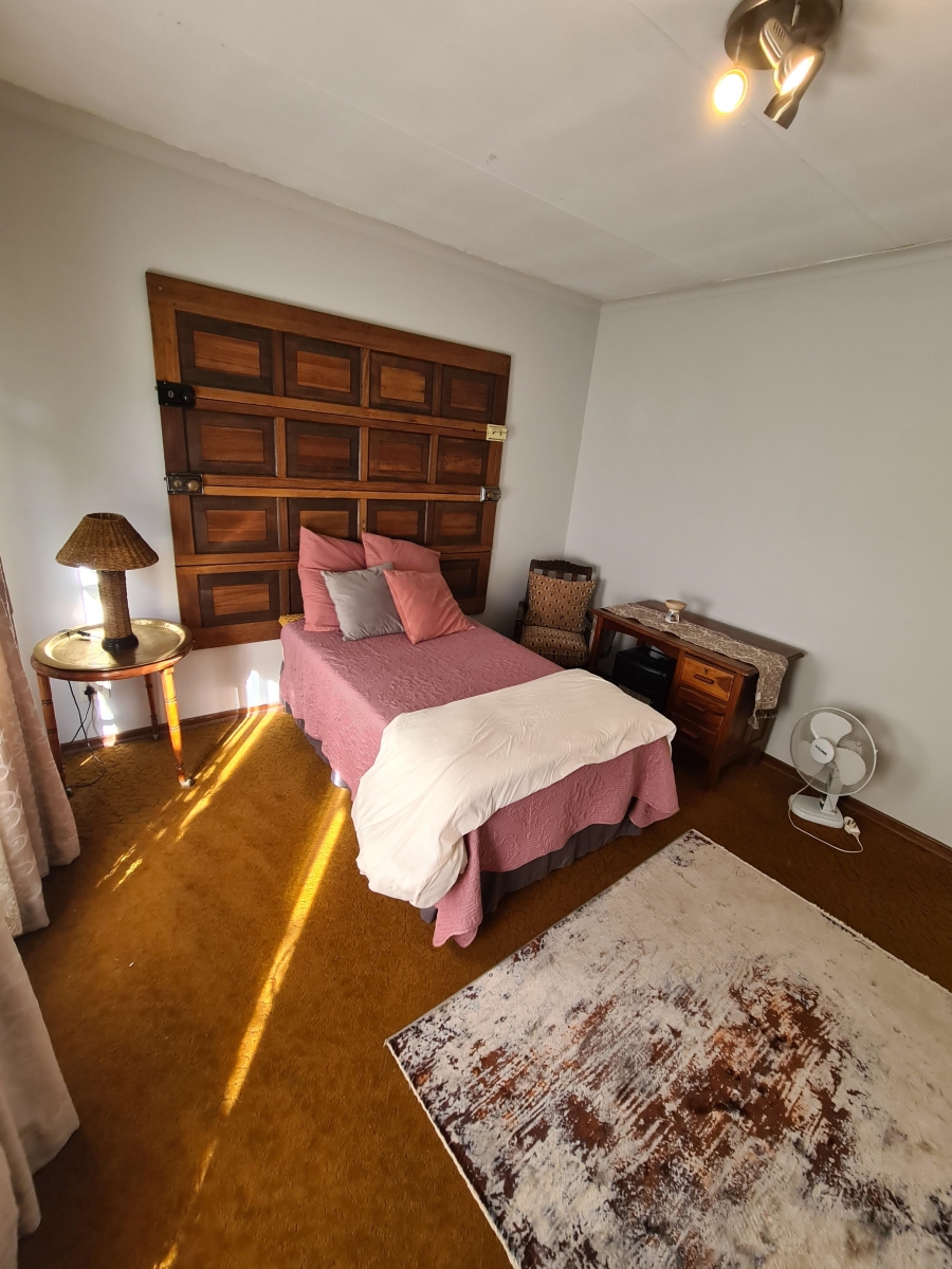 4 Bedroom Property for Sale in Vanderbijlpark SE 7 Gauteng