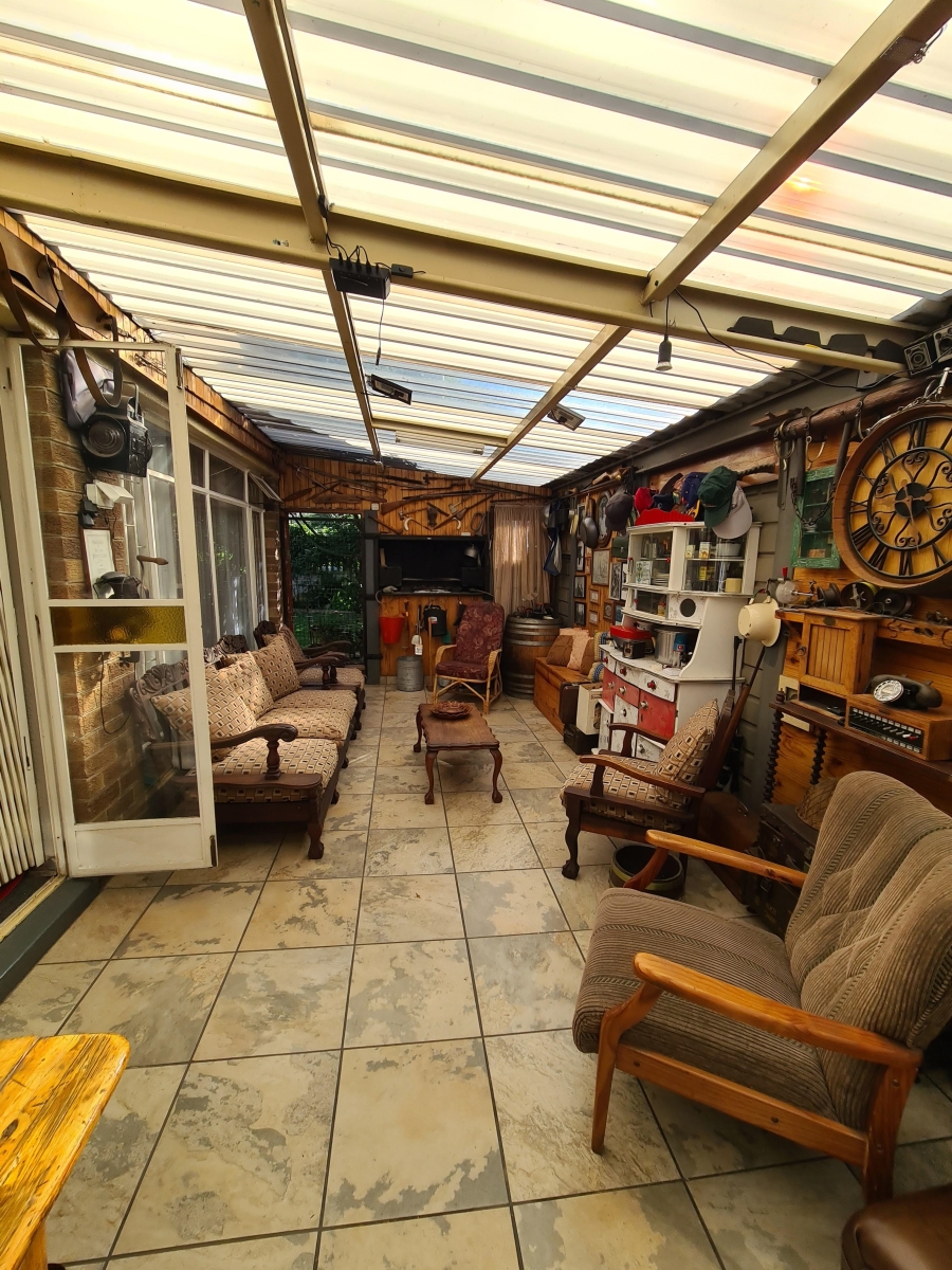 4 Bedroom Property for Sale in Vanderbijlpark SE 7 Gauteng